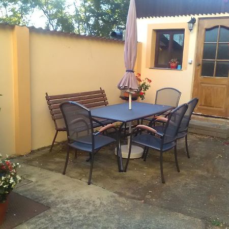 Penzion Marjanka Hluboká nad Vltavou Extérieur photo